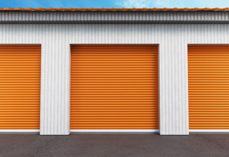 A storage facility, promoting Short-Term vs. Long-Term Storage options in Mountain View, CA